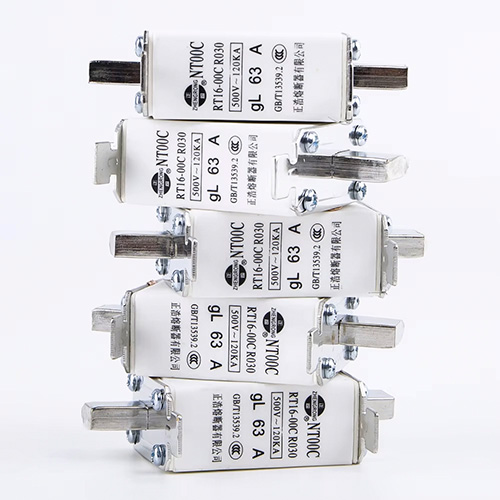 Räätälöity tukku Pienjännite NT00C AC sulakelinkkiveitsi Pieni terä, suuri jarrutuskapasiteetti kupari 100A CE