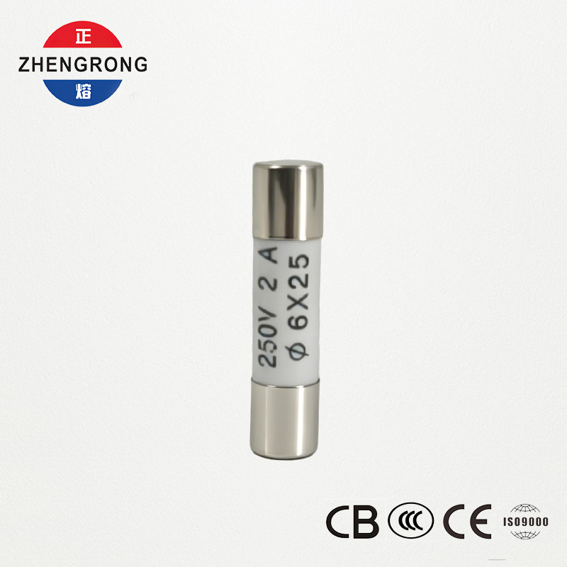 Tehokkaat 6x25mm R057 2A sulakkeet suurostajalle
